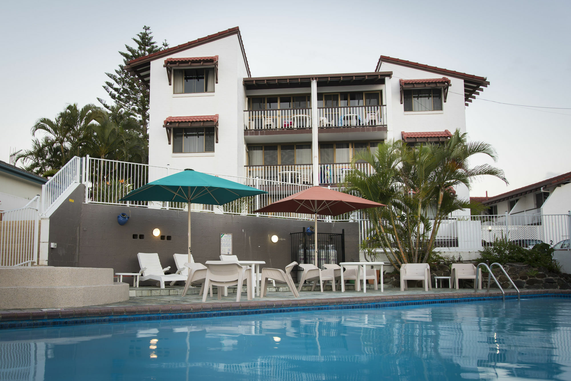 Don Pancho Beach Resort Bargara Kültér fotó